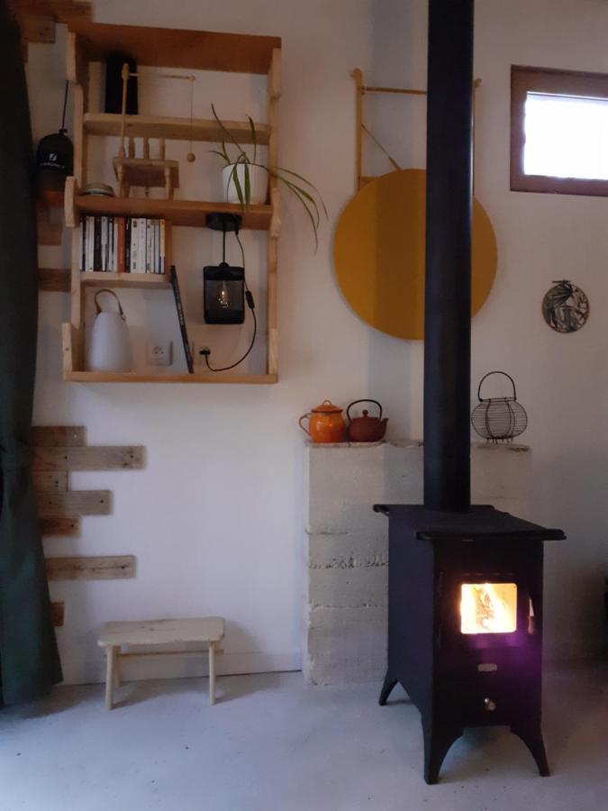 Le Gite De La Cabane De L'Oiseau Couze-et-Saint-Front Exterior foto