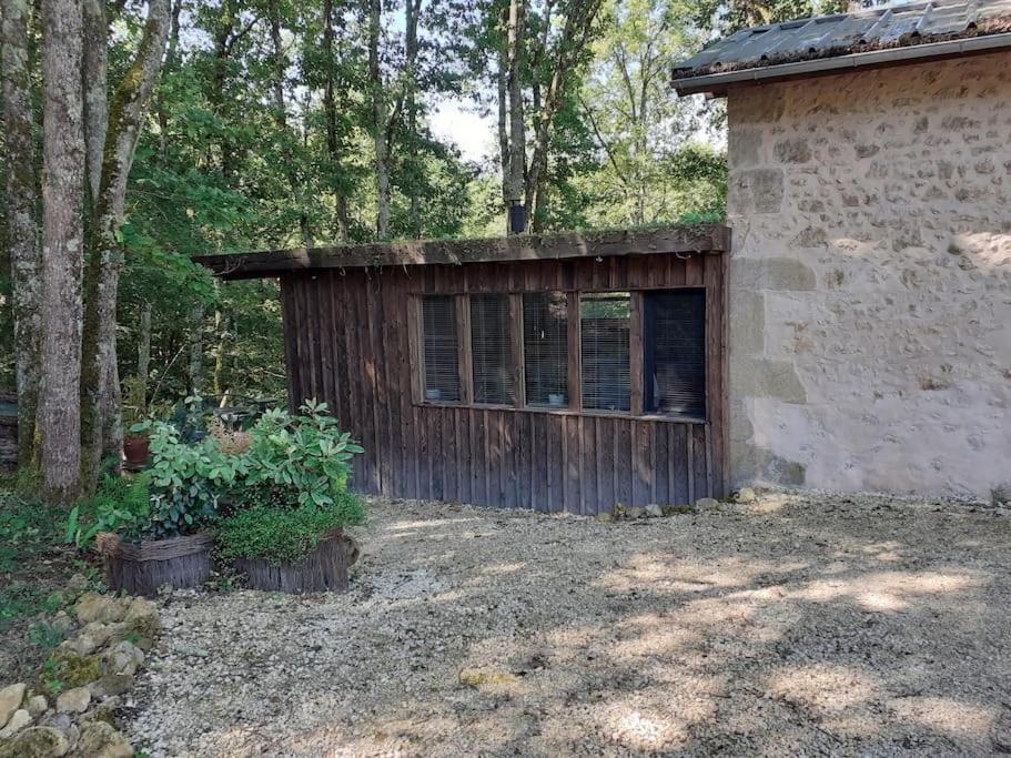 Le Gite De La Cabane De L'Oiseau Couze-et-Saint-Front Exterior foto